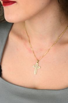 Złoty krzyż 333 ✨ wisiorek unisex z żółtego i białego złota ZA3471 (2).jpg